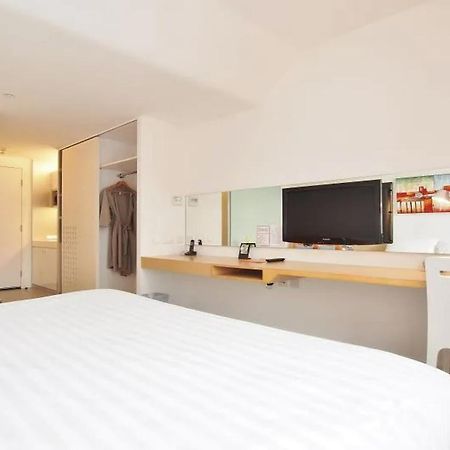 60 West Hotel Hong Kong Bagian luar foto