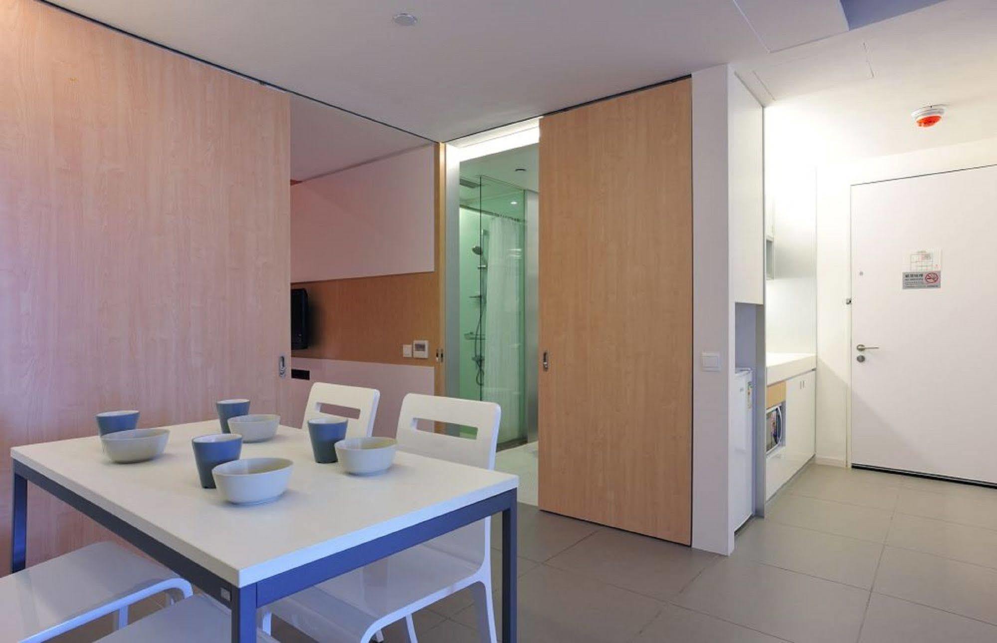 60 West Hotel Hong Kong Bagian luar foto